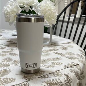 YETI Stainless Steel White Mug 20oz